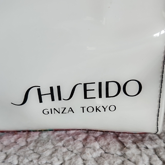 Shiseido Ginza Tokyo Trio Bag Set - Red, White, Multicolor NWOT Gifting Holidays - Picture 2 of 16